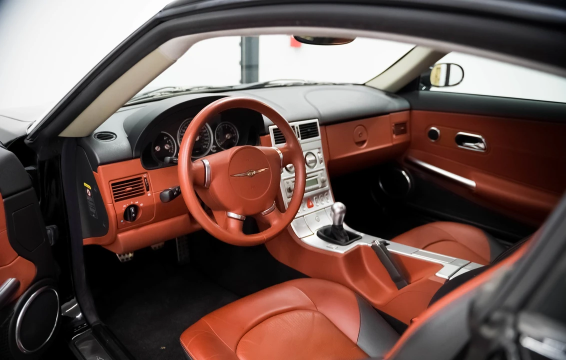2005 Chrysler Crossfire - Image 20 of 31