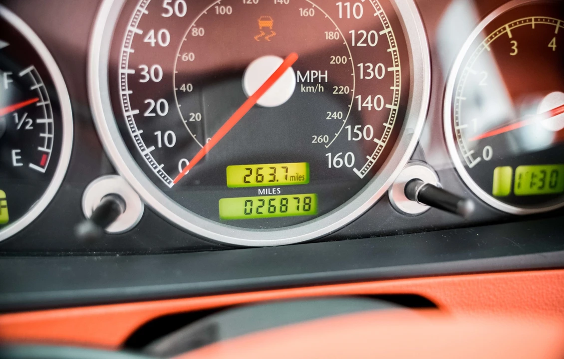 2005 Chrysler Crossfire - Image 29 of 31