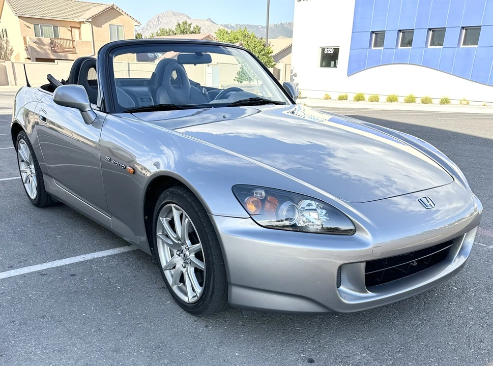 2005 Honda AP2 S2000 - Image 2 of 31