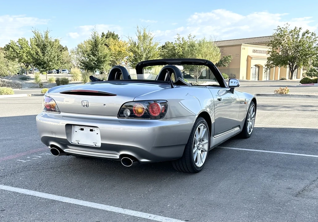 2005 Honda AP2 S2000 - Image 5 of 31