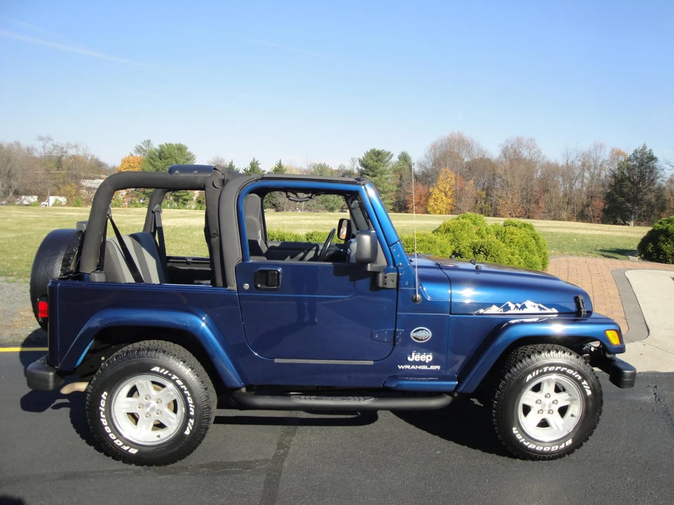 2005 Jeep TJ Wrangler - Image 15 of 31