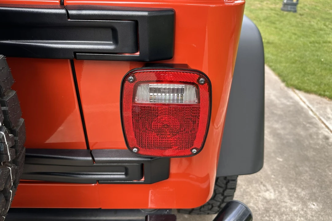 2005 Jeep TJ Wrangler - Image 30 of 31