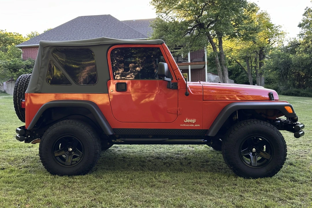 2005 Jeep TJ Wrangler - Image 18 of 31