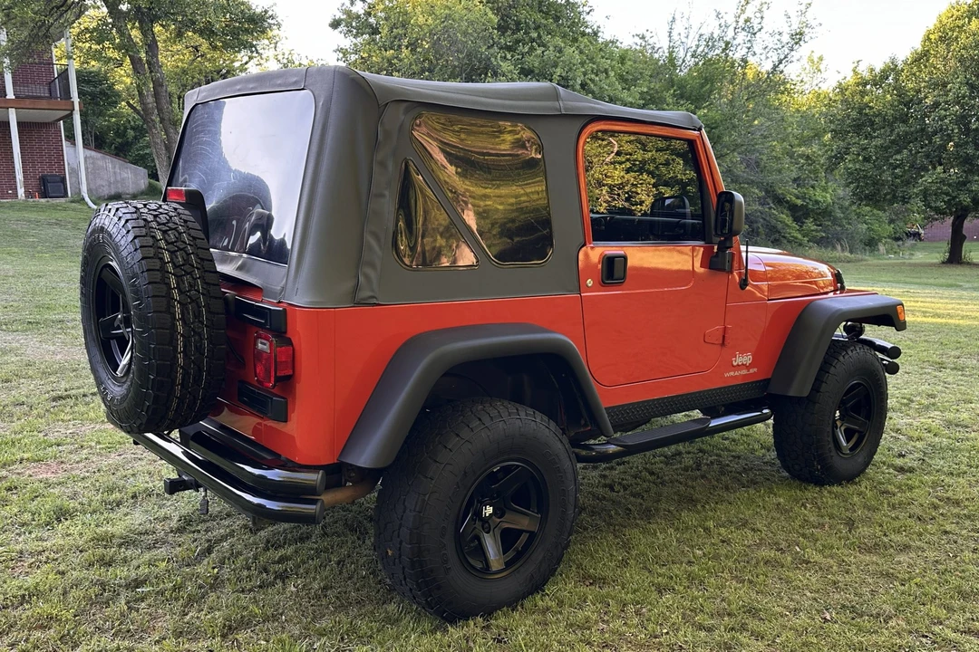 2005 Jeep TJ Wrangler - Image 17 of 31