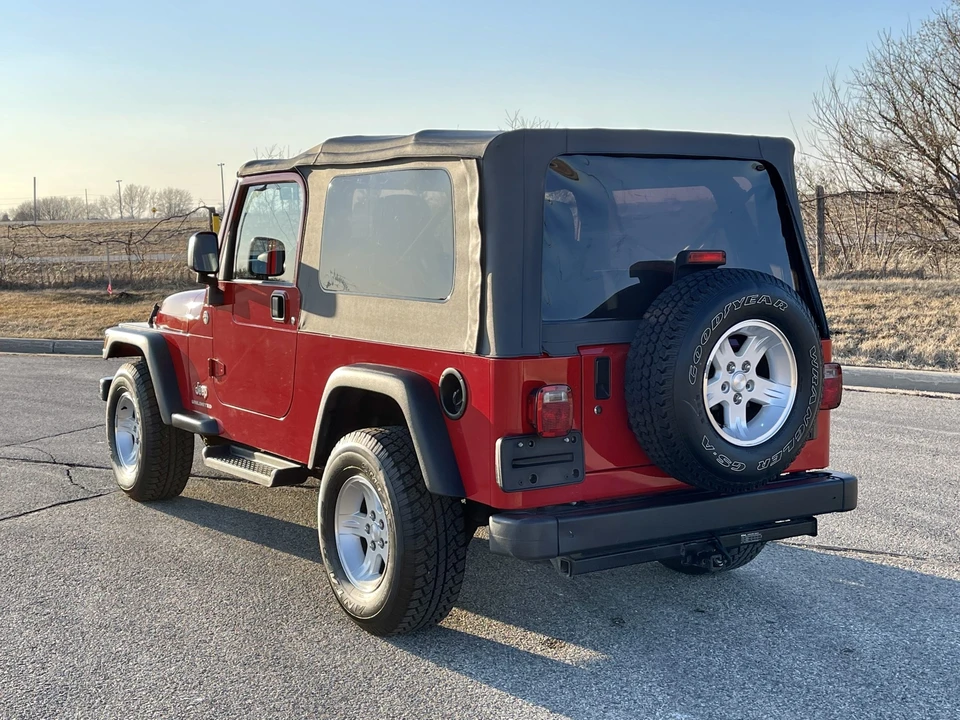 2005 Jeep TJ Wrangler - Image 24 of 31
