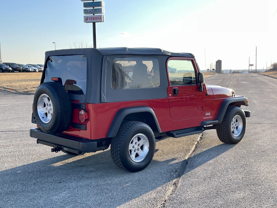 2005 Jeep TJ Wrangler - Image 19 of 31