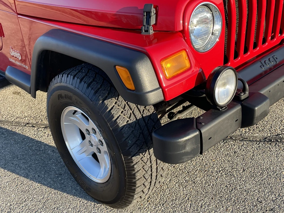 2005 Jeep TJ Wrangler - Image 28 of 31