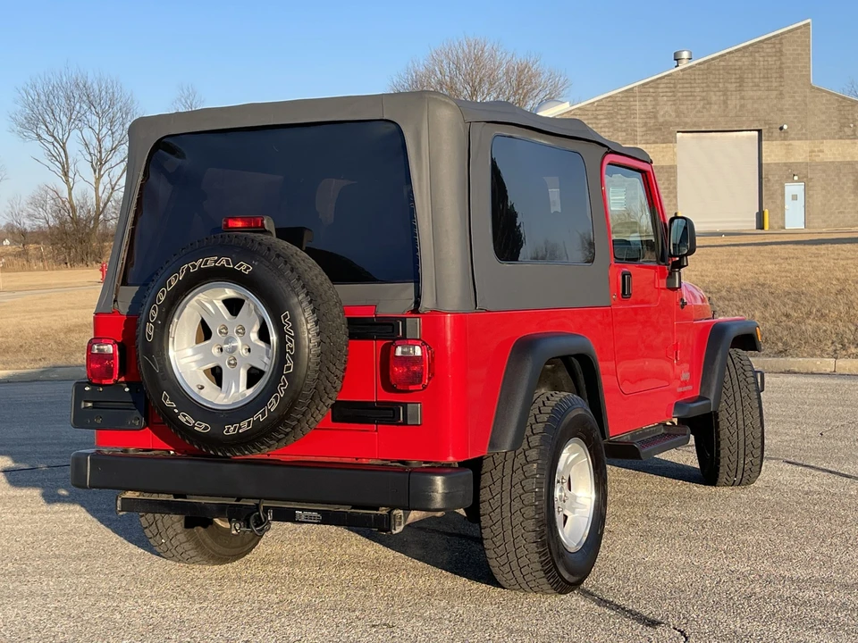 2005 Jeep TJ Wrangler - Image 21 of 31