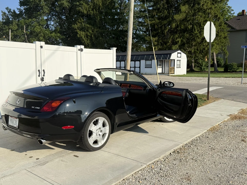 2005 Lexus SC430 - Image 20 of 31