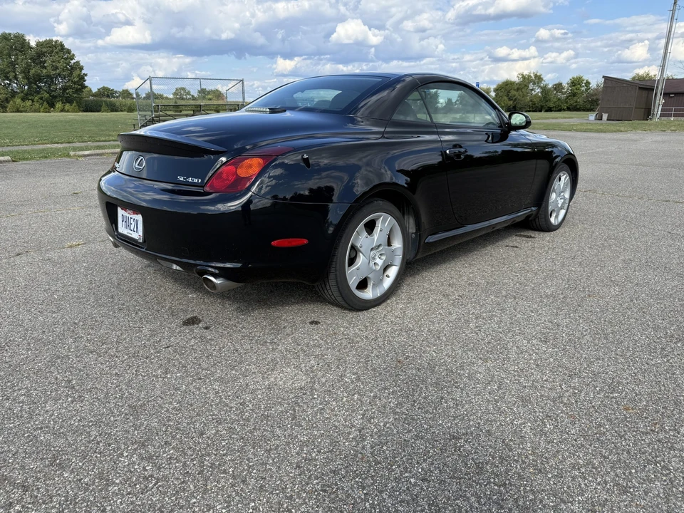 2005 Lexus SC430 - Image 15 of 31