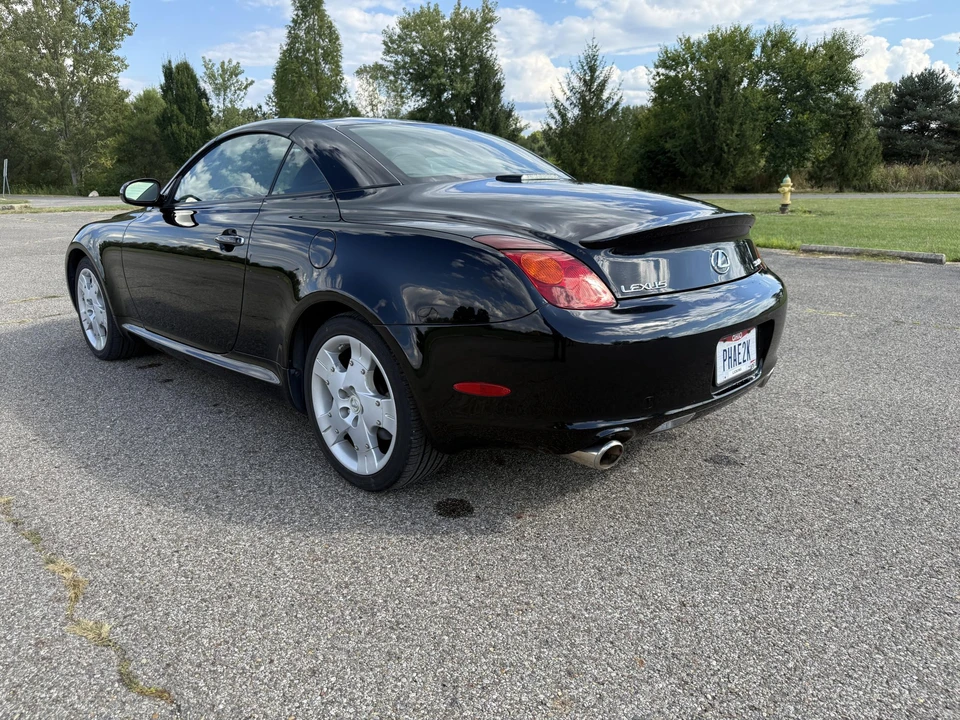 2005 Lexus SC430 - Image 17 of 31