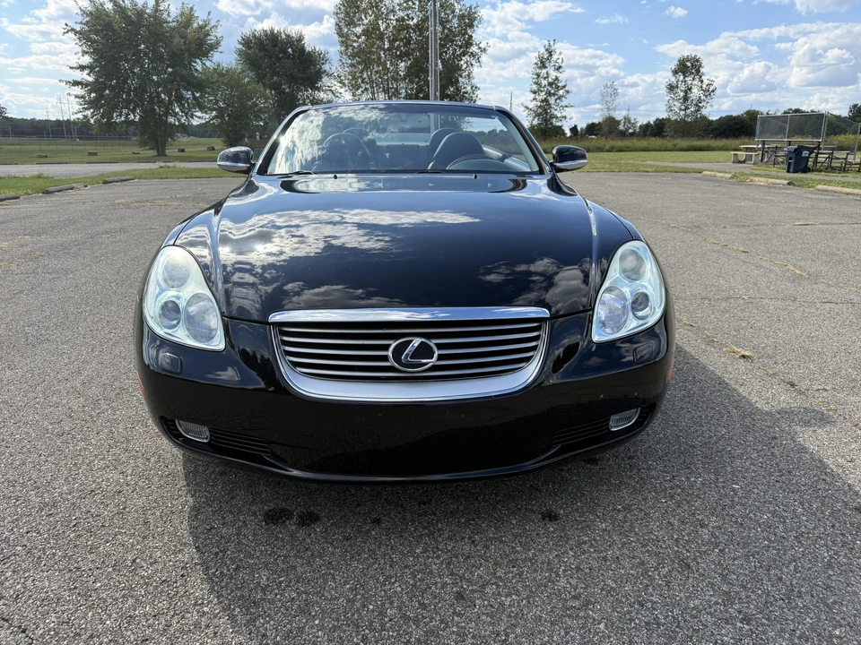 2005 Lexus SC430 - Image 3 of 31