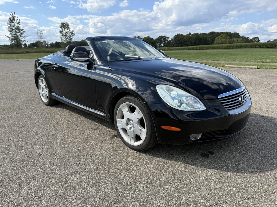 2005 Lexus SC430 - Image 4 of 31