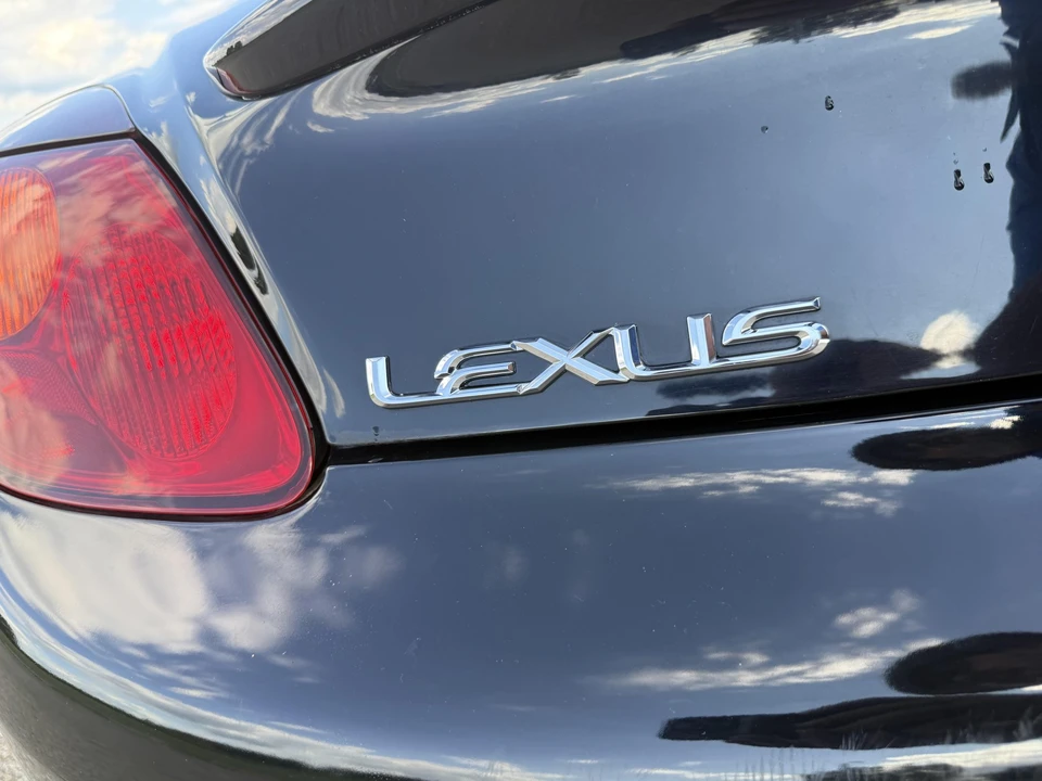 2005 Lexus SC430 - Image 21 of 31