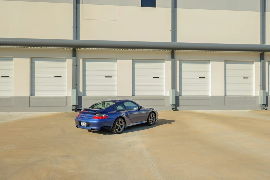 2005 Porsche 996 Turbo - Image 15 of 31
