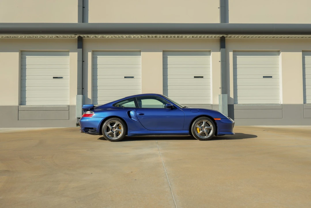 2005 Porsche 996 Turbo - Image 11 of 31