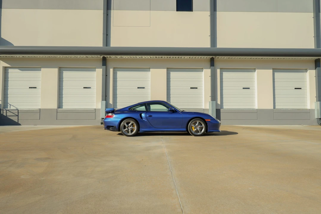 2005 Porsche 996 Turbo - Image 10 of 31