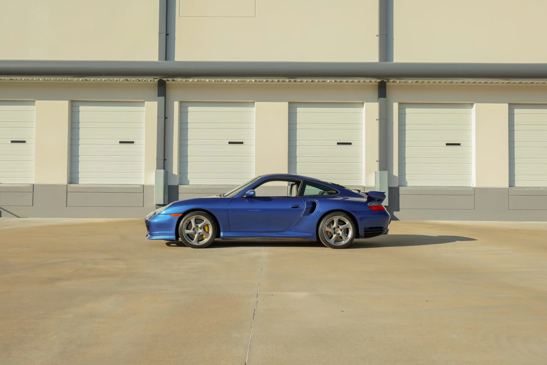 2005 Porsche 996 Turbo - Image 26 of 31