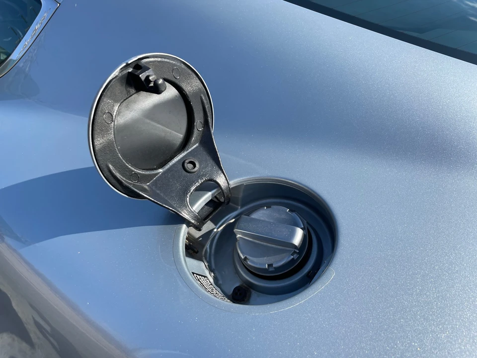 2006 Aston Martin DB9 - Image 27 of 31