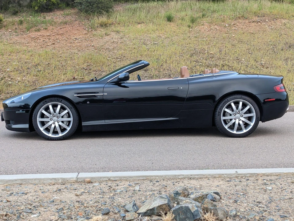 2006 Aston Martin DB9 - Image 17 of 31