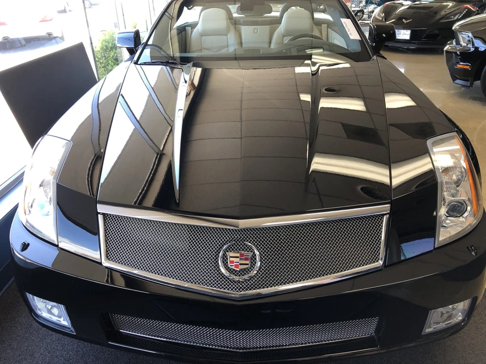 2006 Cadillac XLR-V - Image 23 of 31