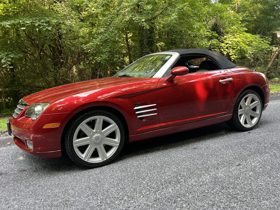 2006 Chrysler Crossfire - Image 9 of 31