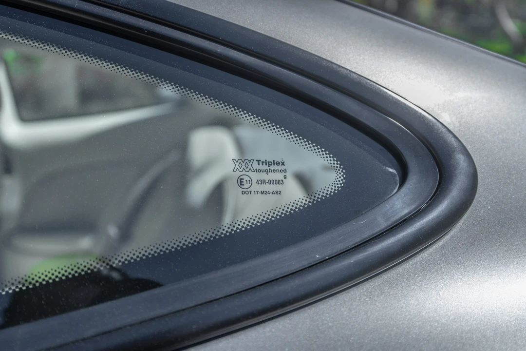 2006 Jaguar X100 XK8 - Image 15 of 31