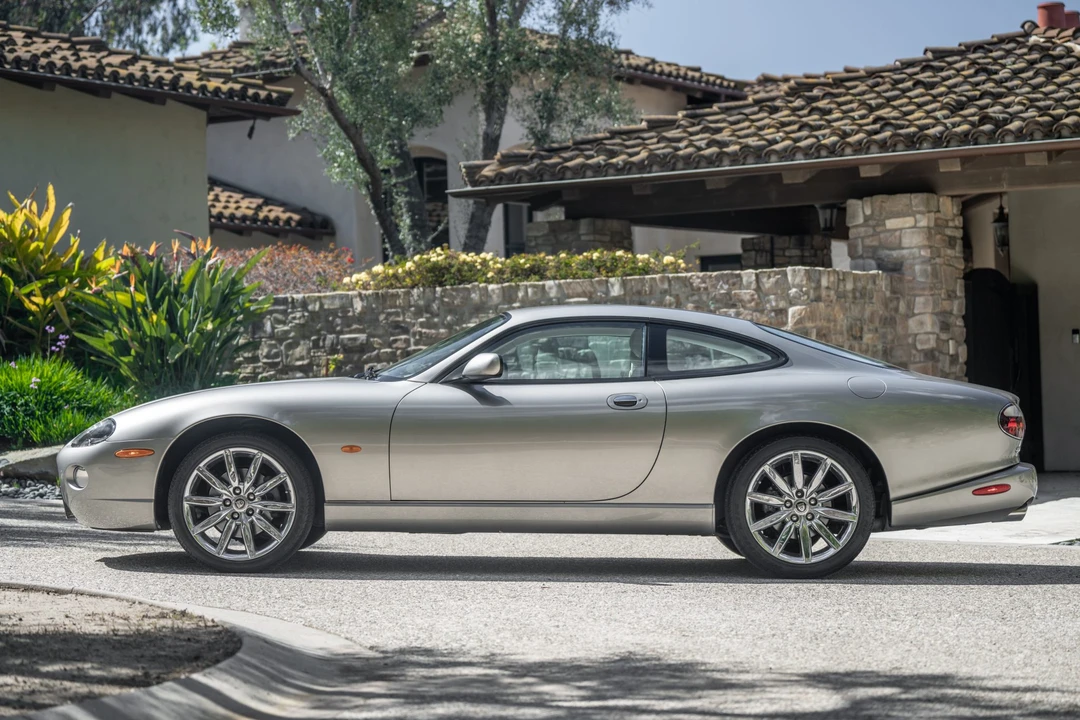 2006 Jaguar X100 XK8 - Image 2 of 31