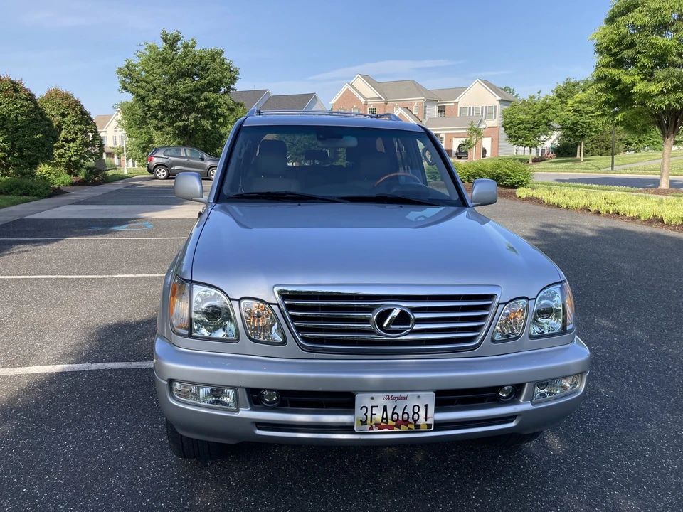 2006 Lexus LX 2nd Gen - Image 14 of 31