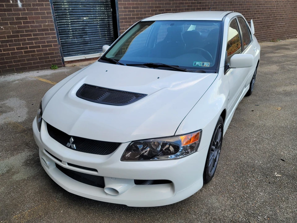 2006 Mitsubishi Lancer Evolution IX 8th Gen - Image 2 of 31