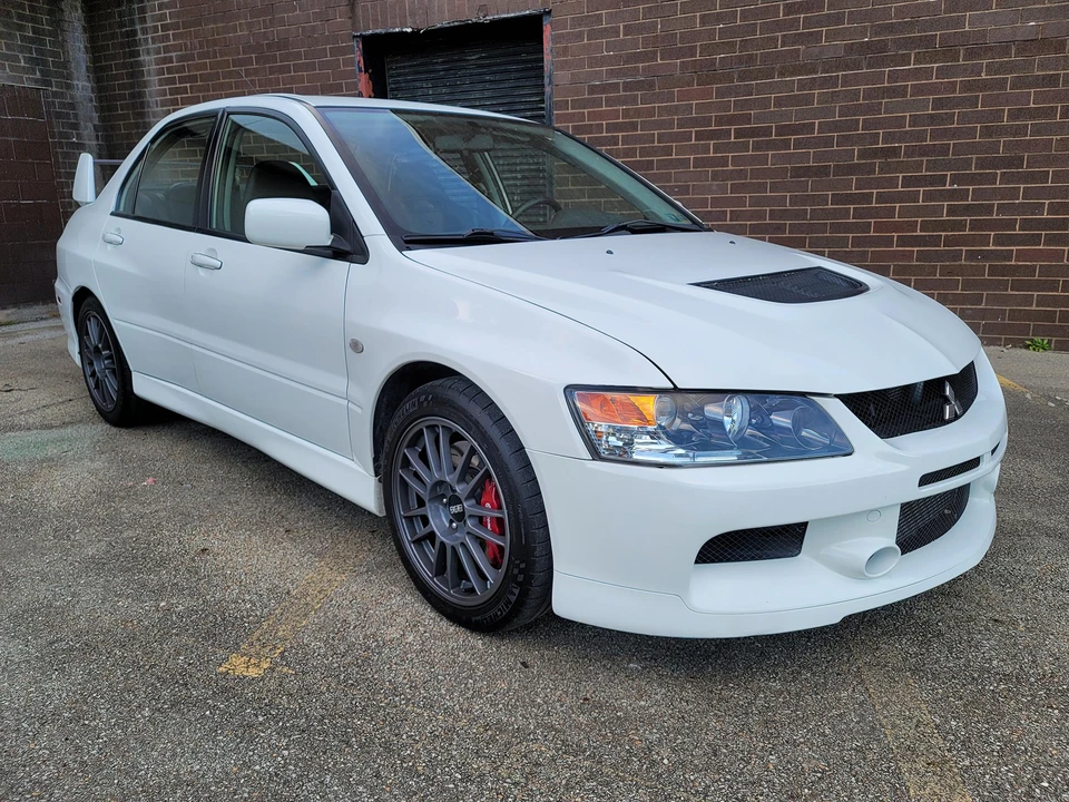 2006 Mitsubishi Lancer Evolution IX 8th Gen - Image 18 of 31