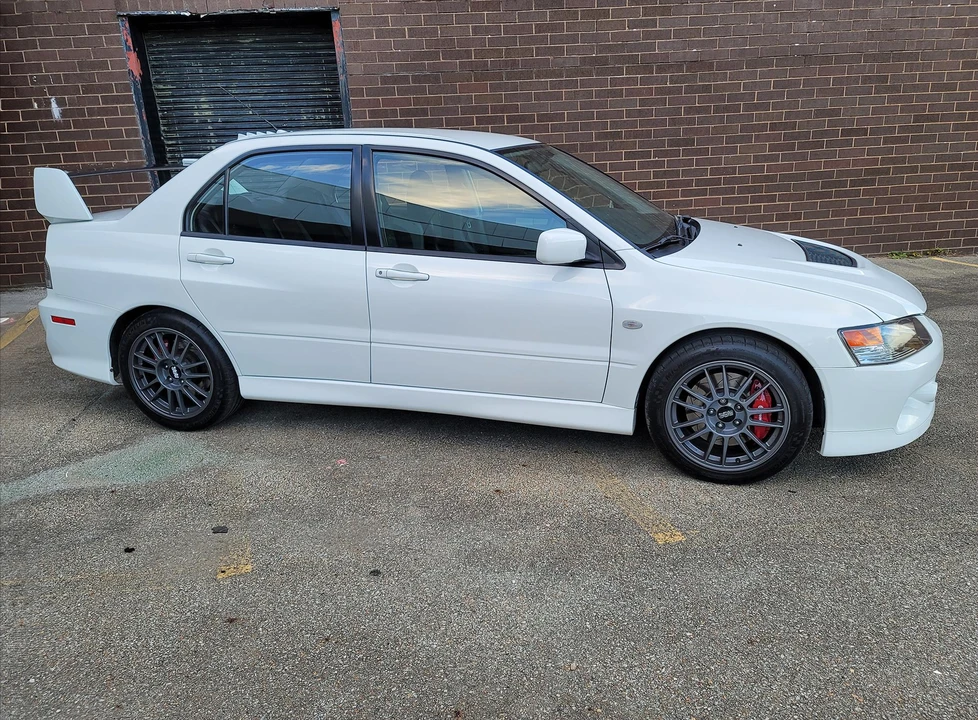 2006 Mitsubishi Lancer Evolution IX 8th Gen - Image 17 of 31