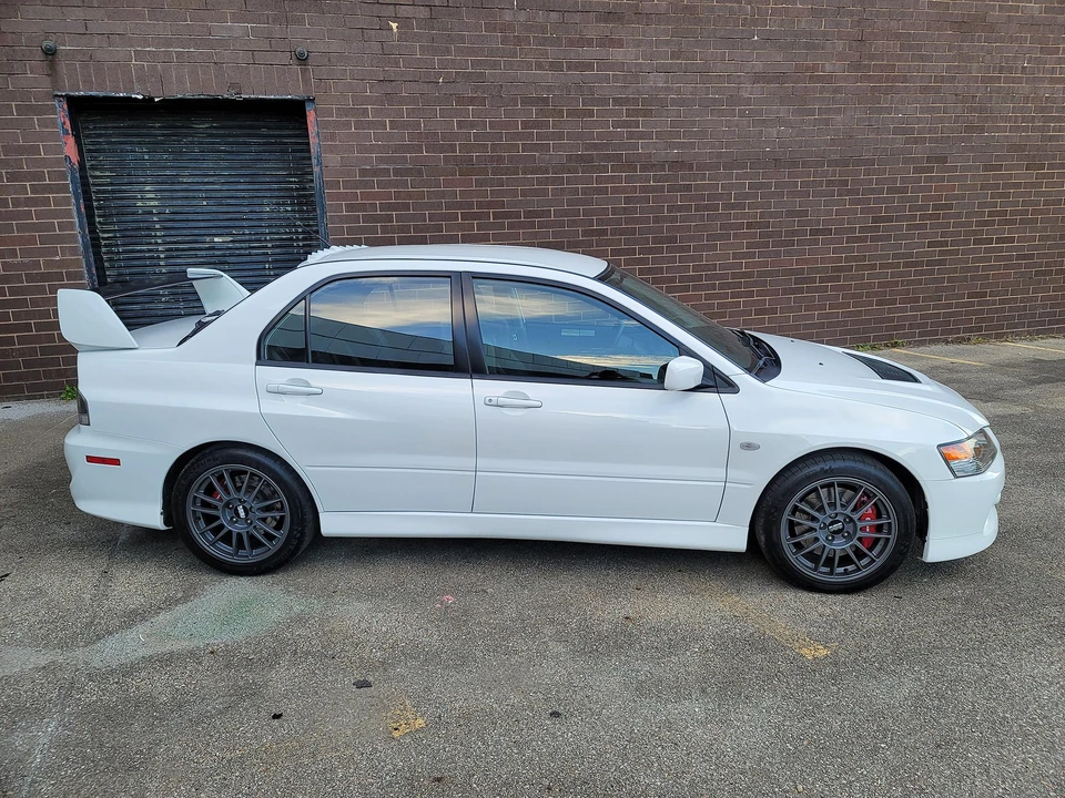 2006 Mitsubishi Lancer Evolution IX 8th Gen - Image 16 of 31