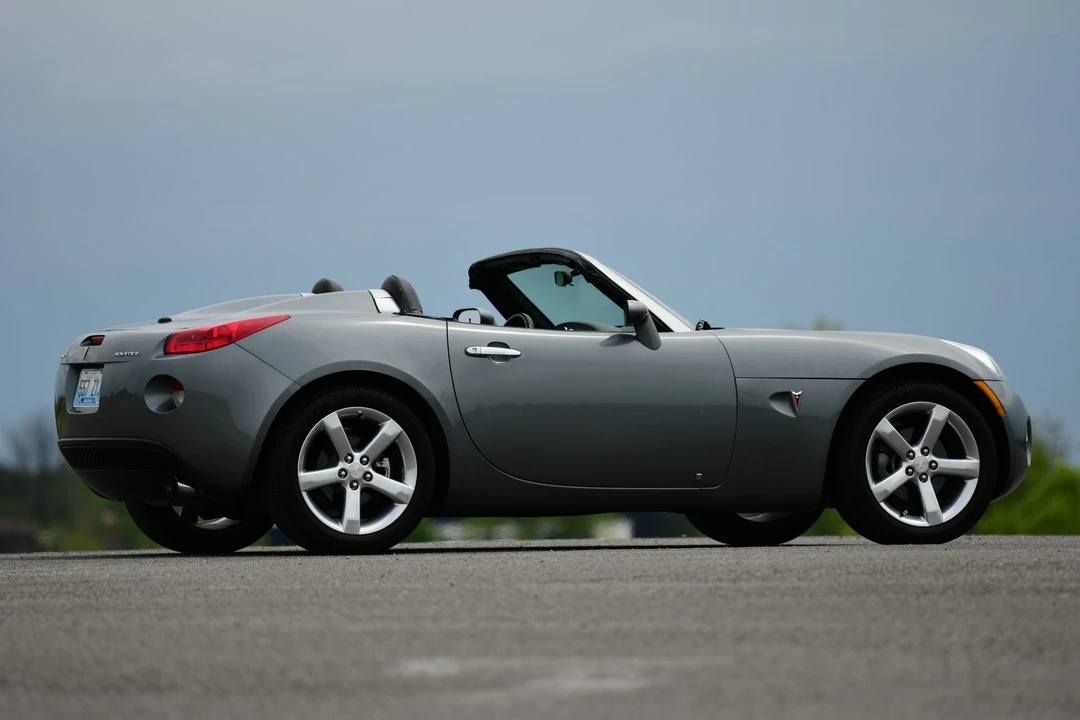 2006 Pontiac Solstice - Image 13 of 31
