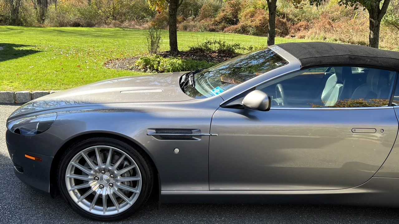 2007 Aston Martin DB9 - Image 19 of 31