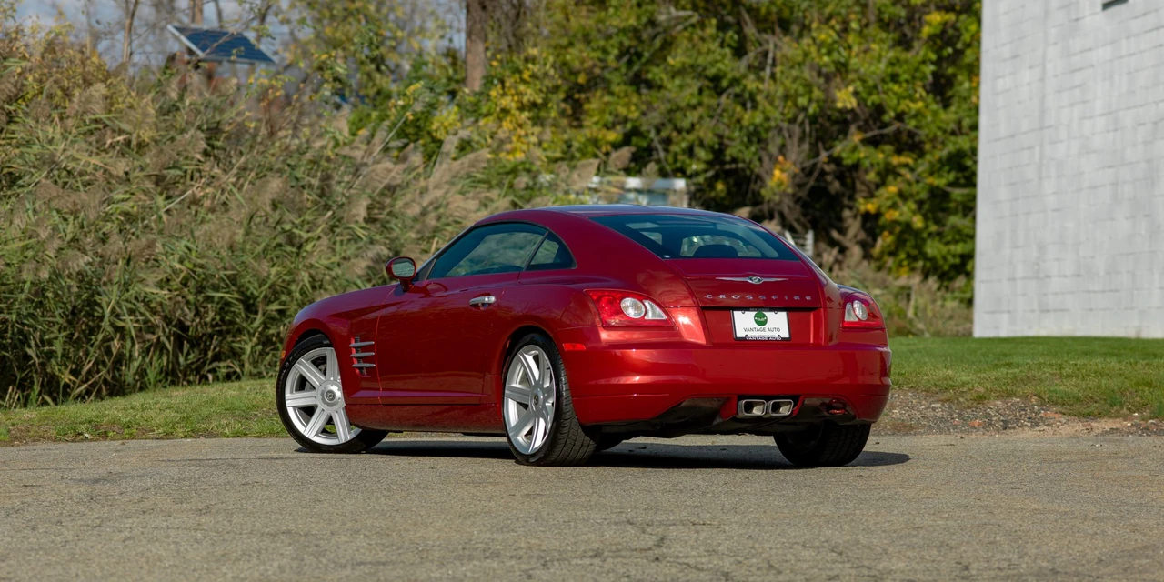2007 Chrysler Crossfire - Image 16 of 31