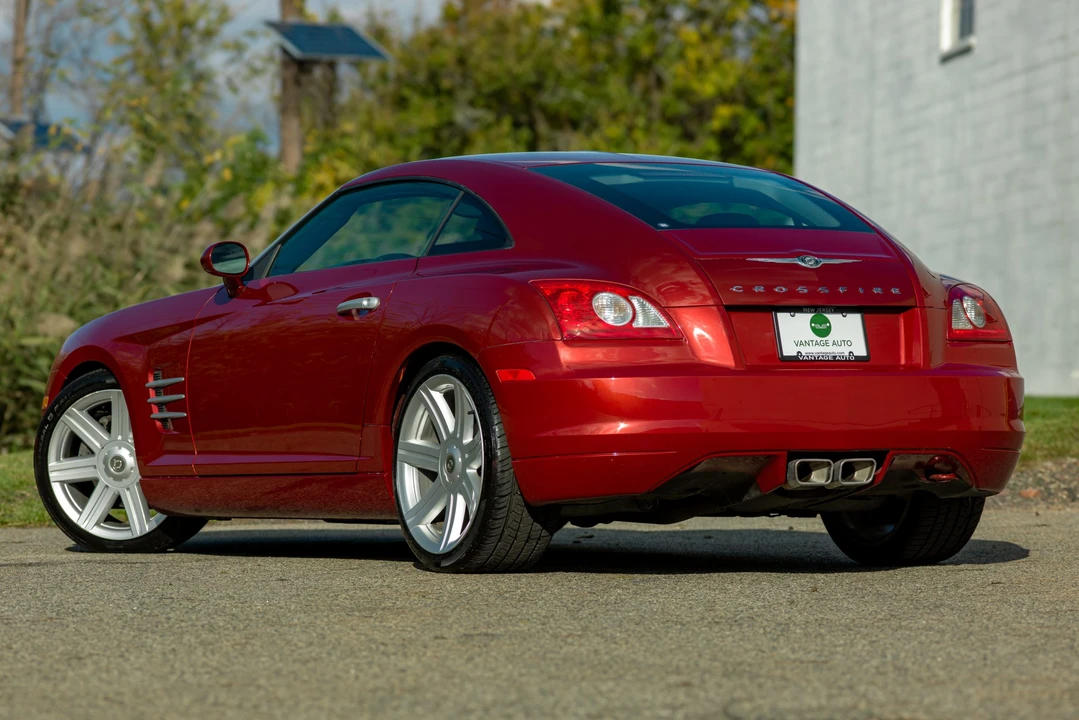 2007 Chrysler Crossfire - Image 21 of 31