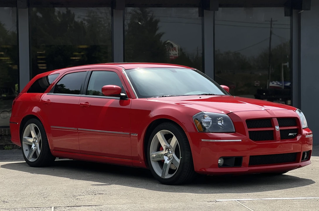 2007 Dodge Magnum SRT8 2nd Gen - Image 15 of 31
