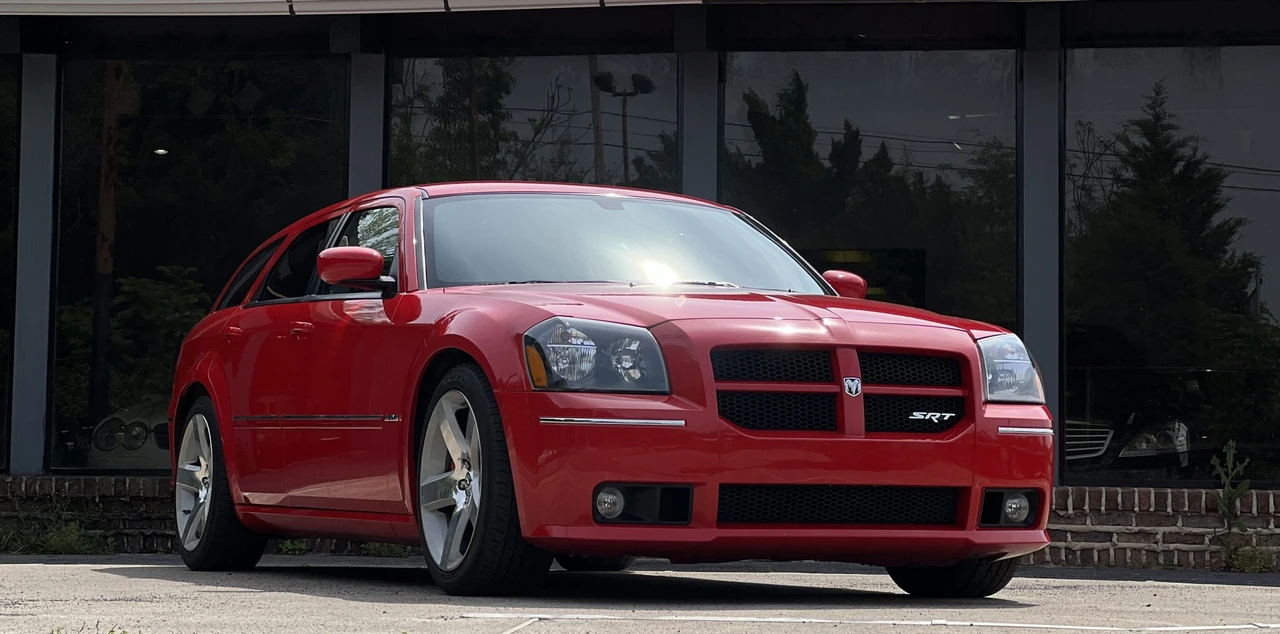 2007 Dodge Magnum SRT8 2nd Gen - Image 11 of 31
