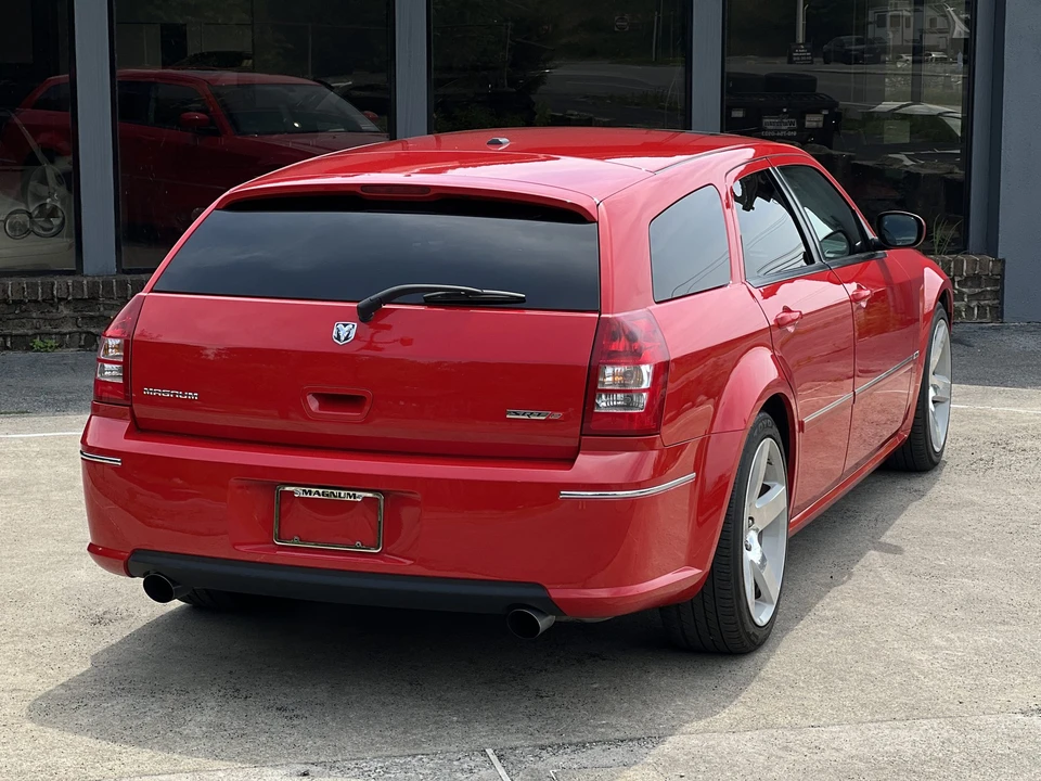 2007 Dodge Magnum SRT8 2nd Gen - Image 26 of 31