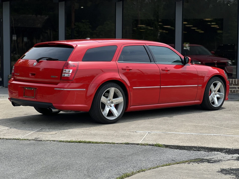 2007 Dodge Magnum SRT8 2nd Gen - Image 18 of 31