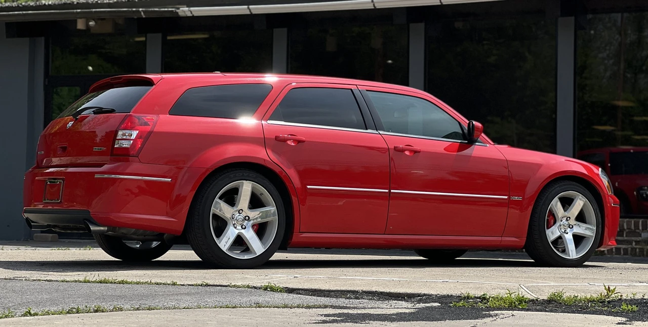 2007 Dodge Magnum SRT8 2nd Gen - Image 20 of 31