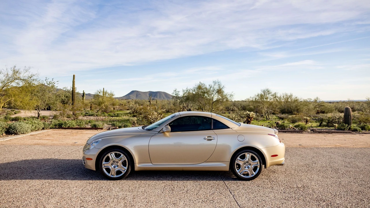 2007 Lexus SC430 - Image 25 of 31