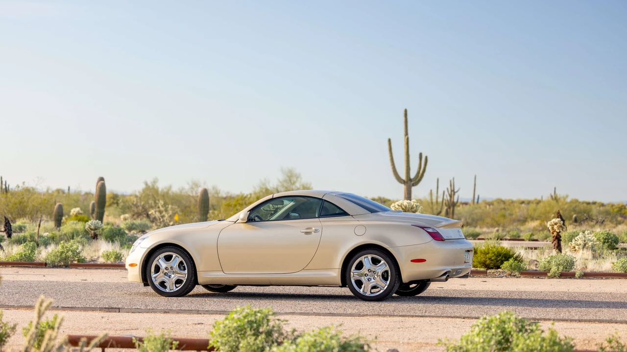 2007 Lexus SC430 - Image 23 of 31