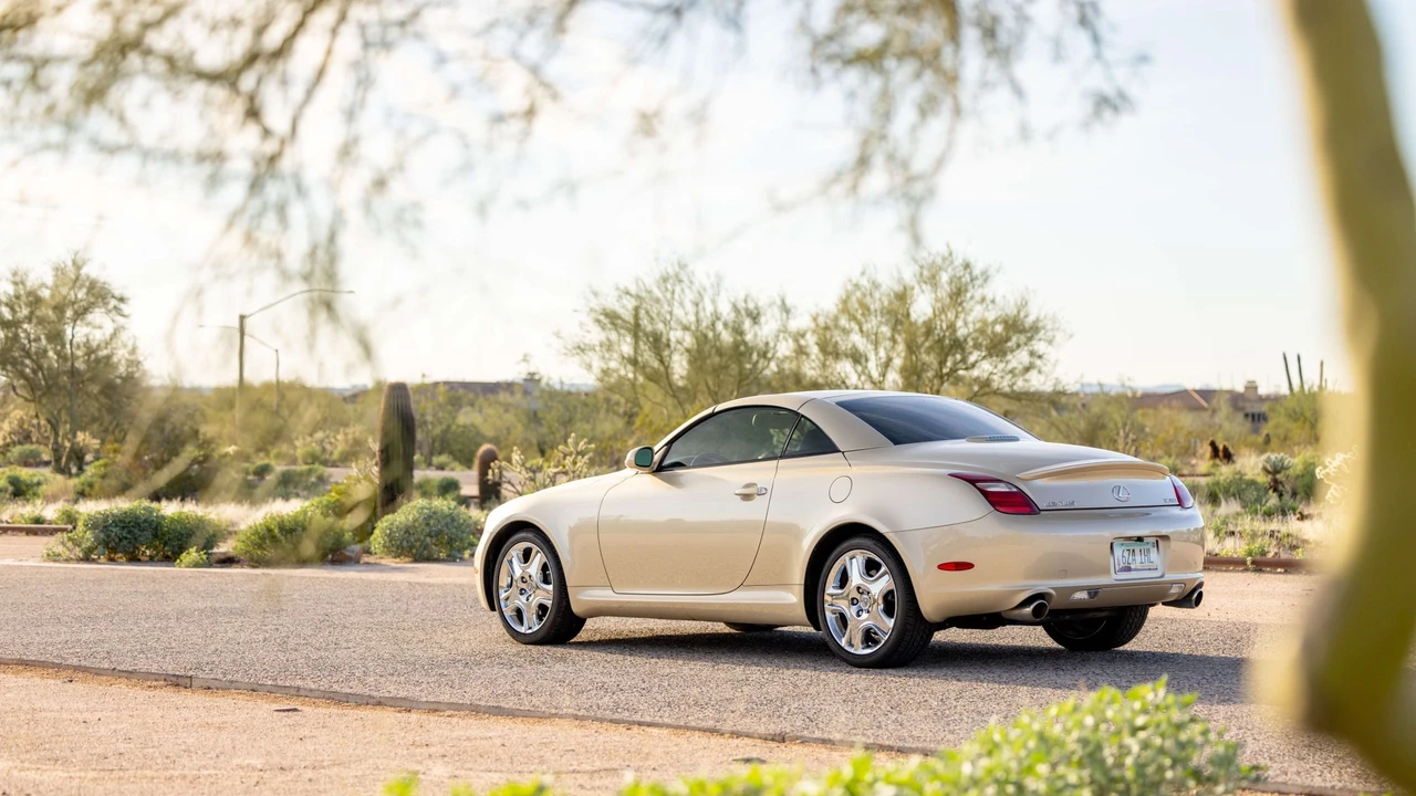 2007 Lexus SC430 - Image 22 of 31