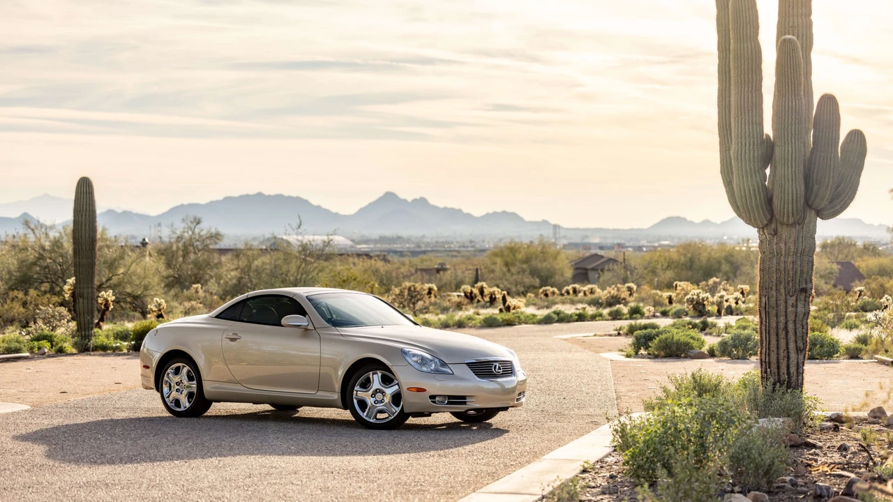 2007 Lexus SC430 - Image 7 of 31