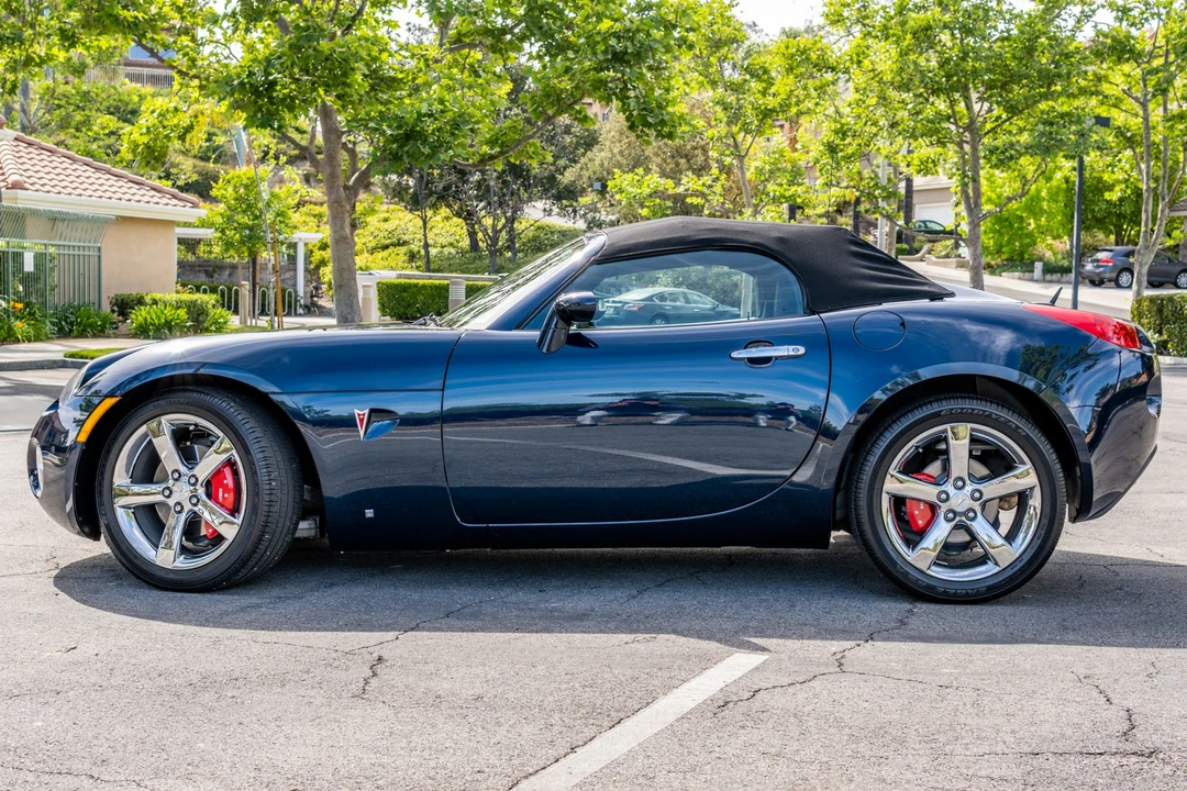 2007 Pontiac Solstice - Image 13 of 31