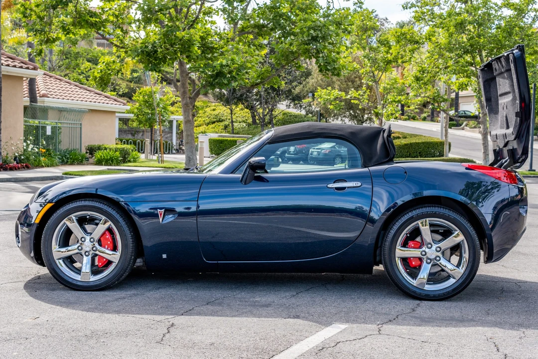 2007 Pontiac Solstice - Image 14 of 31