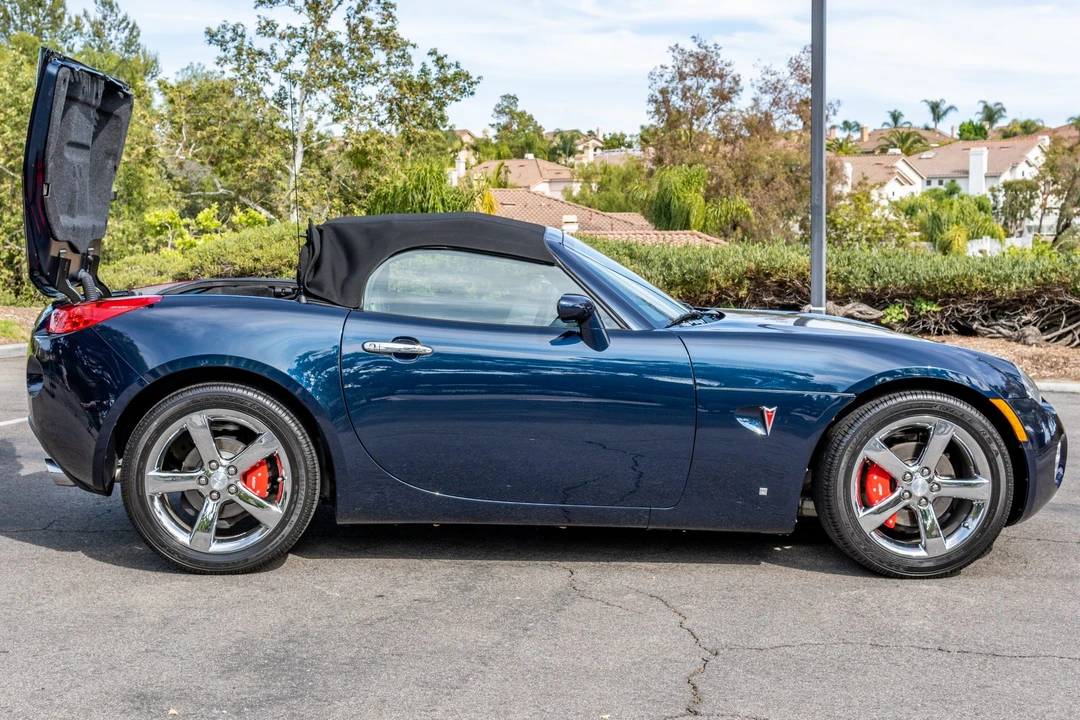 2007 Pontiac Solstice - Image 29 of 31