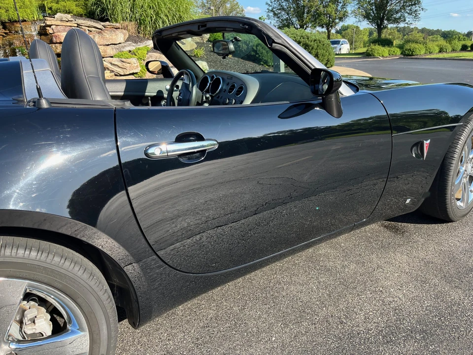 2007 Pontiac Solstice - Image 26 of 31